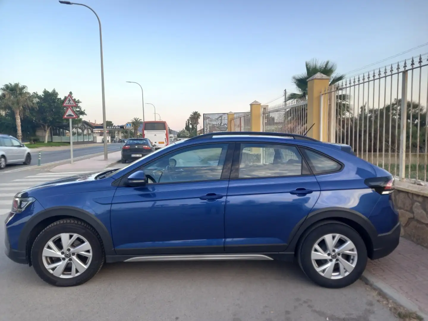 Volkswagen Taigo 1.0 TSI Life 70kW Azul - 2