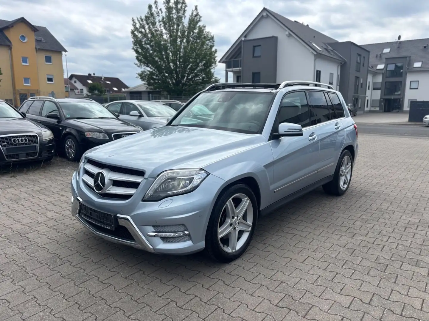 Mercedes-Benz GLK 250 CDI BlueTec 4Matic AMG Pano LED Kamera Argent - 1