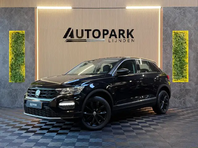 Volkswagen T-Roc 1.5 TSI Sport |AUTOMAAT|STOELVERWARMING|LANE ASSIS