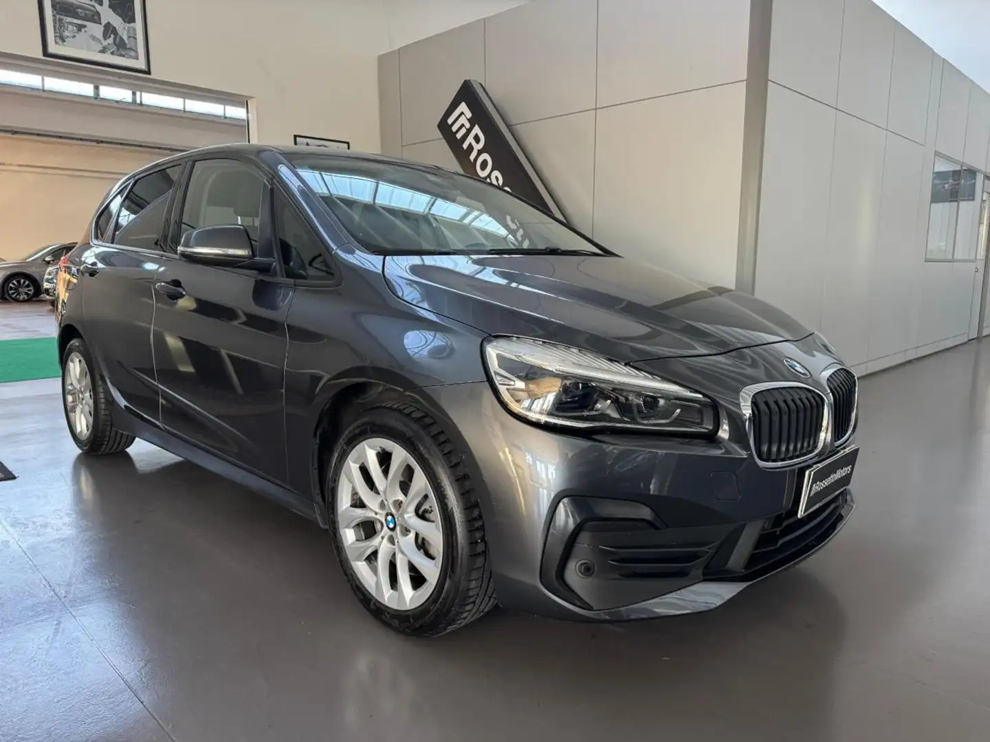 BMW 225 xe Active Tourer iPerformance Business aut. Gris - 1