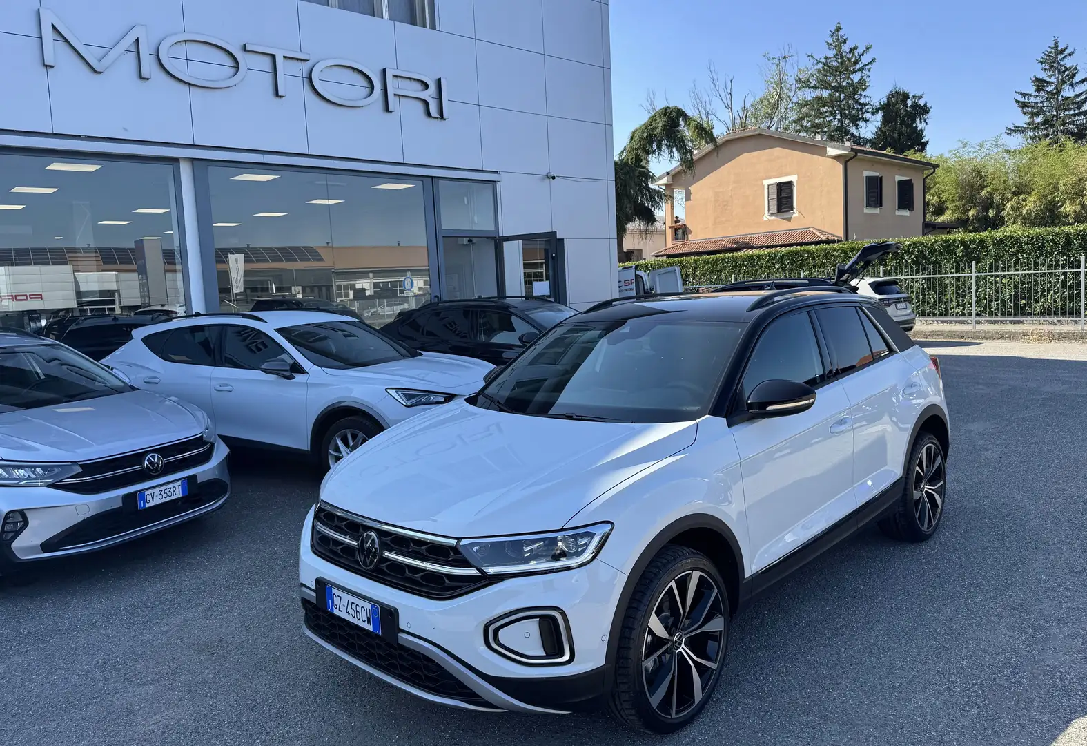 Volkswagen T-Roc 1.5 tsi Style dsg / NO VINCOLI / Fari Matrix Weiß - 1