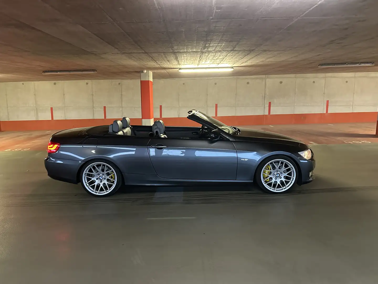 BMW 335 335i Cabrio DKG - 2
