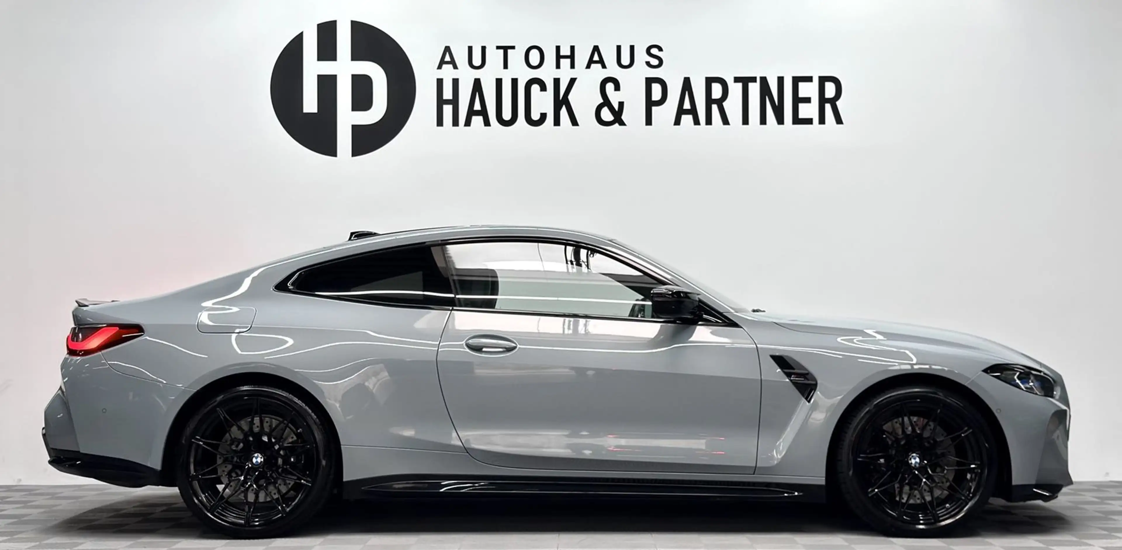 BMW M4 Competition *HK *Innovation *Laser *M Driver — photo 6