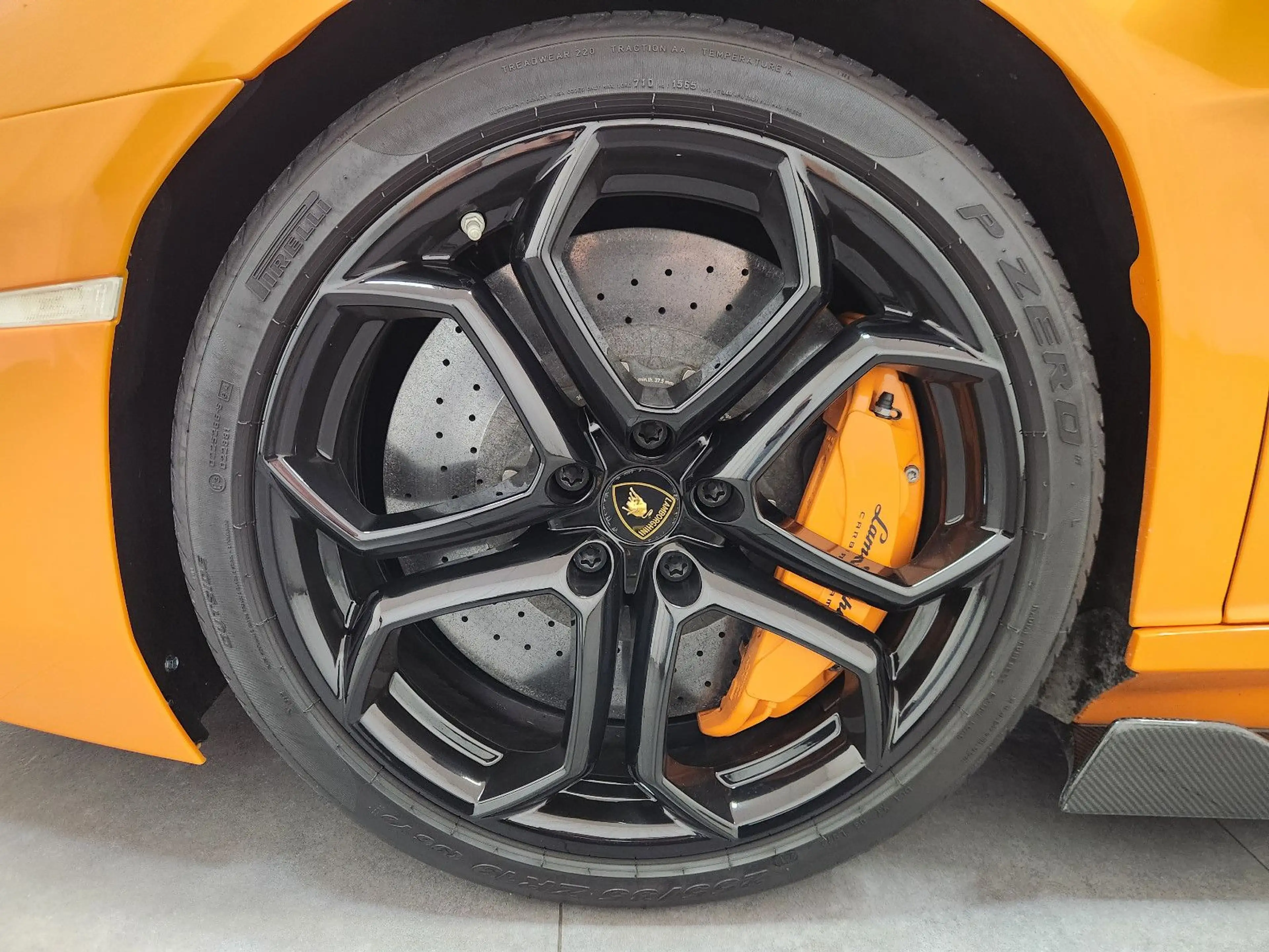 Lamborghini Aventador LP 700-4 Lift SHZ Tel. PDC — photo 9