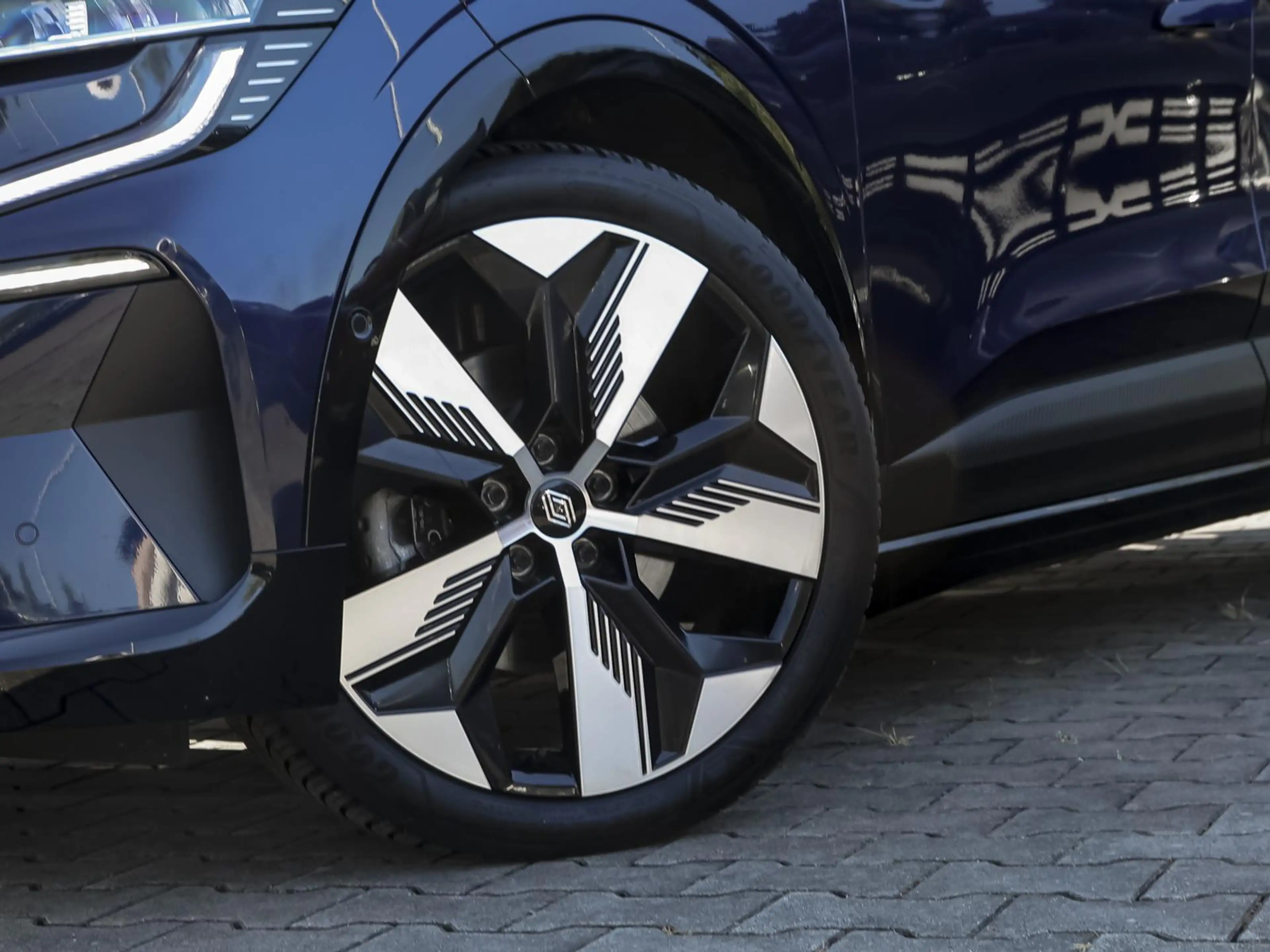 Renault Megane E-Tech Techno 220 PDC KAMERA SHZ — photo 7