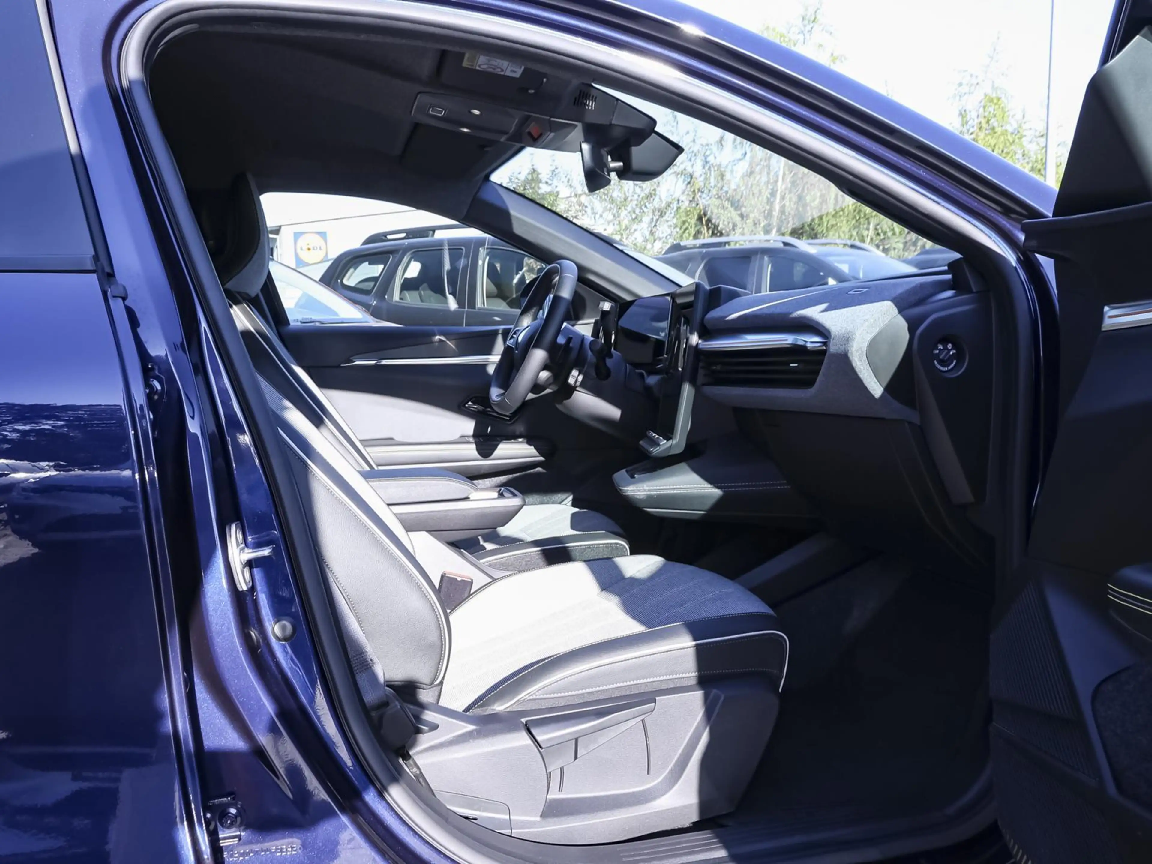 Renault Megane E-Tech Techno 220 PDC KAMERA SHZ — photo 3