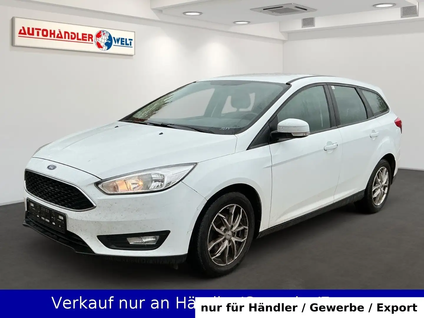 Ford Focus Turnier 1.6 Ti-VCT Blanc - 1