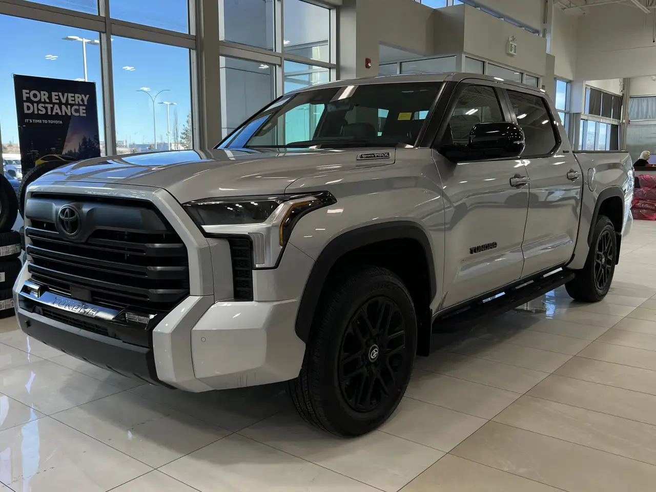 Toyota Tundra снимка Toyota Tundra