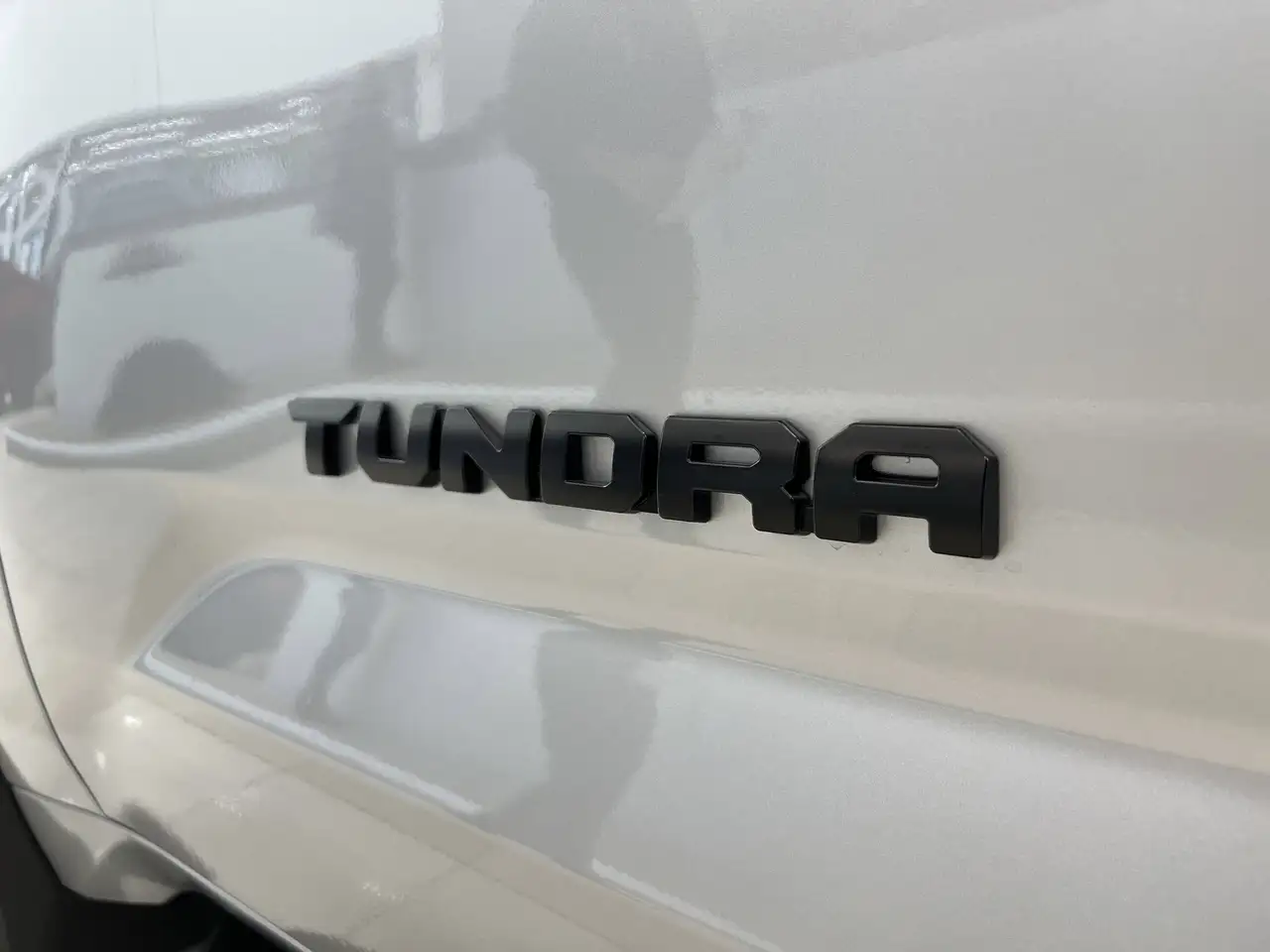 Toyota Tundra снимка Toyota Tundra