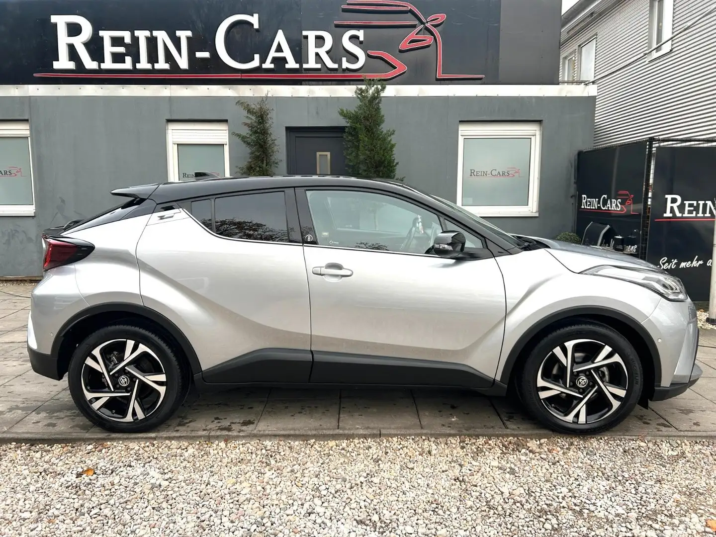 Toyota C-HR 1.8 Hybrid Team D/14TKM/KAMERA/TOTW/NAVI Argento - 2