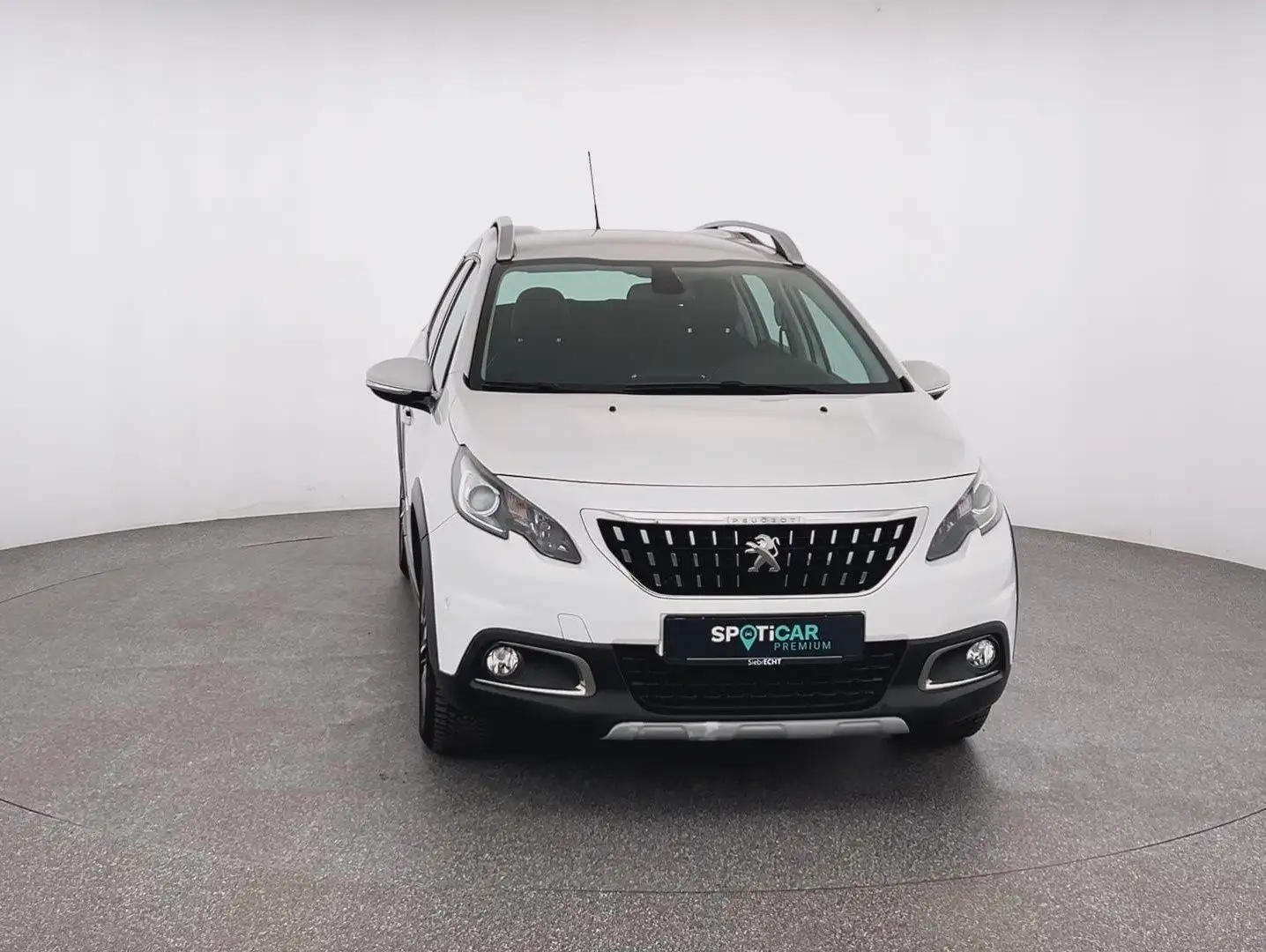 Peugeot 2008 Allure 1.2*NAVI*SHZ*PDC*uvm Weiß - 2