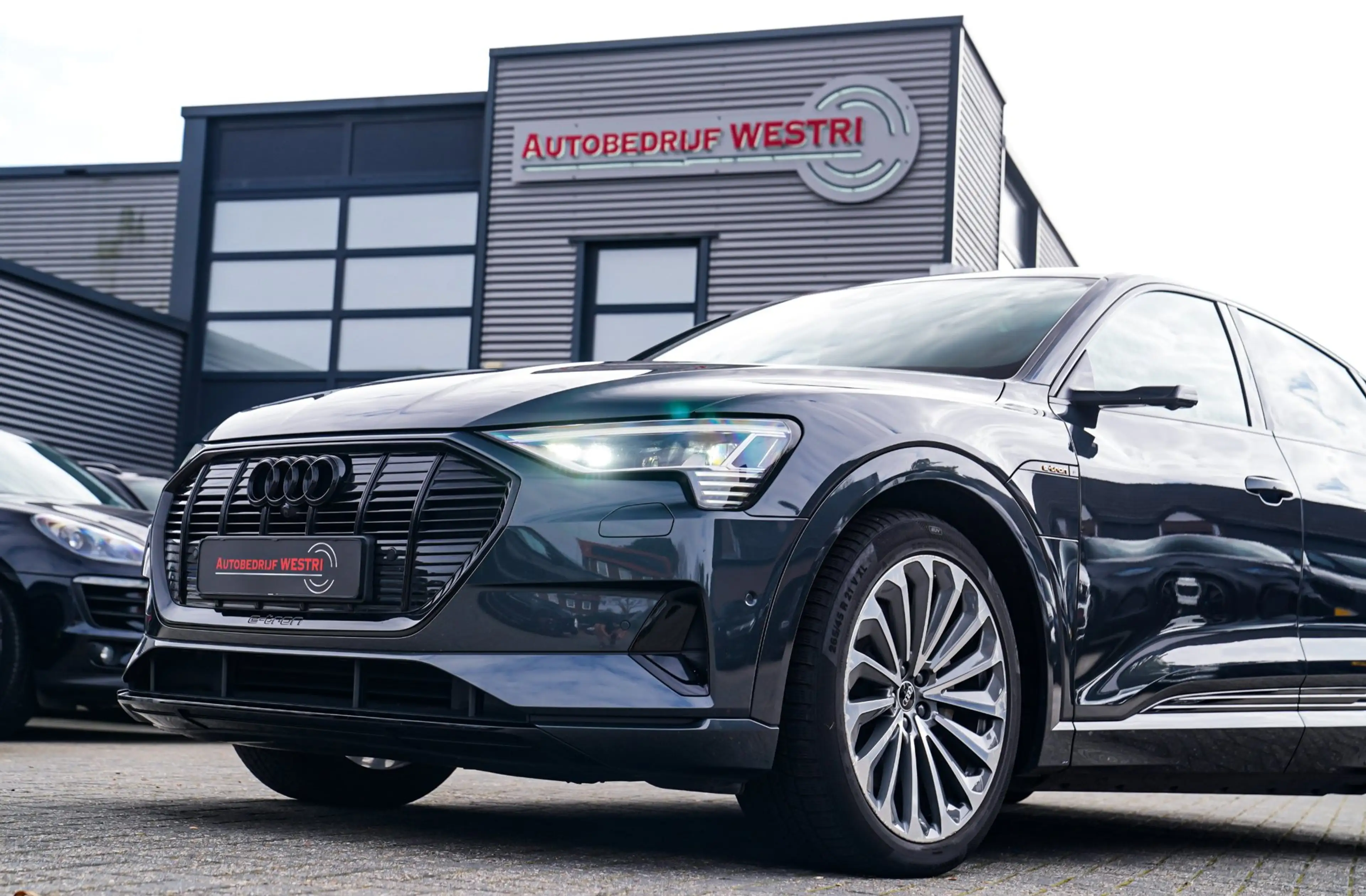 Audi e-tron Sportback 55 quattro S edition 95 kWh |Virtual Mir — photo 12