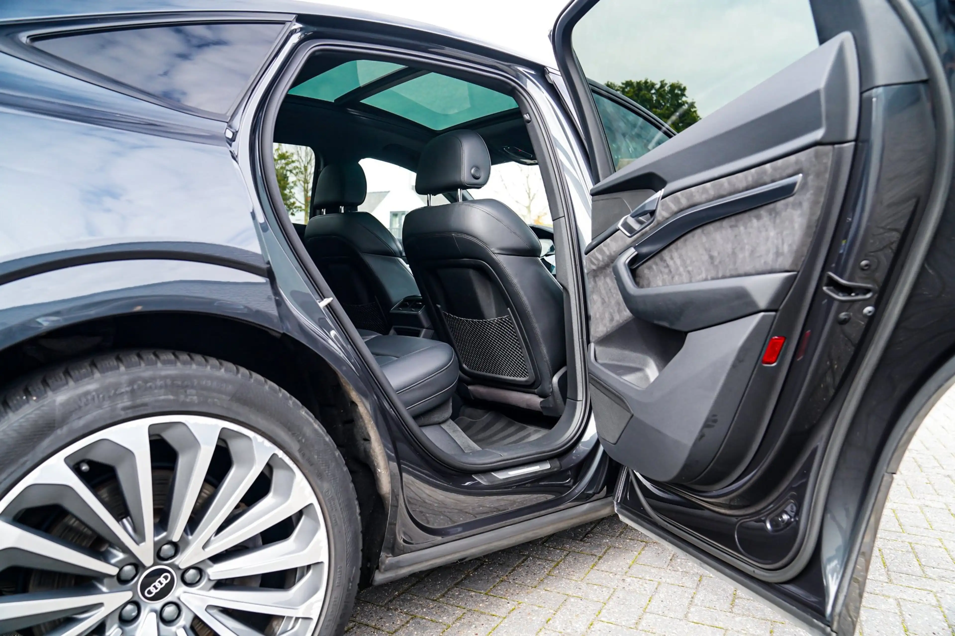 Audi e-tron Sportback 55 quattro S edition 95 kWh |Virtual Mir — photo 18