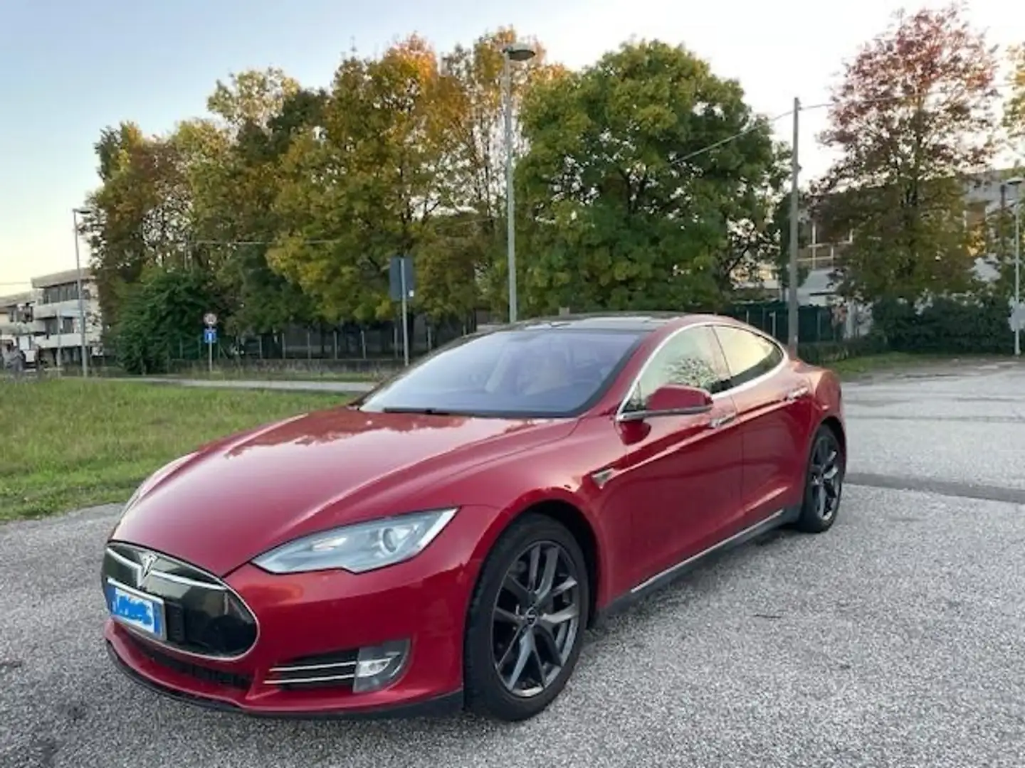 Tesla Model S Model S 85 D Rosso - 1