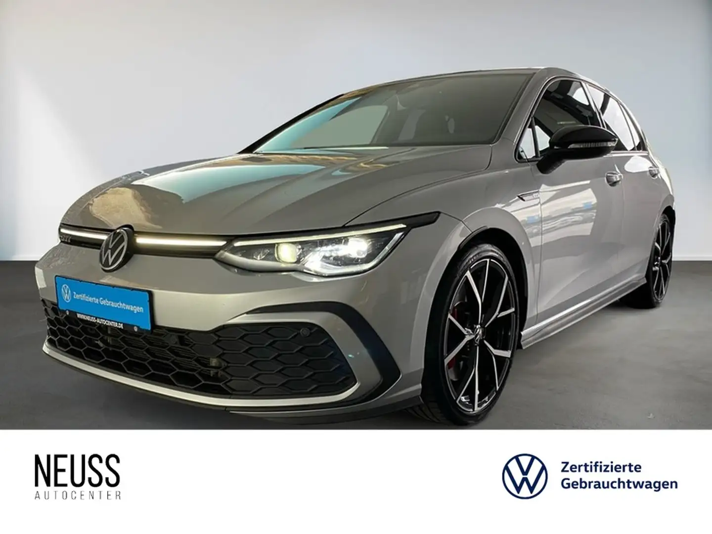 Volkswagen Golf GTI 2.0 TSI DSG BLACKSTYLE+19ESTORIL+MATRIX Silber - 1