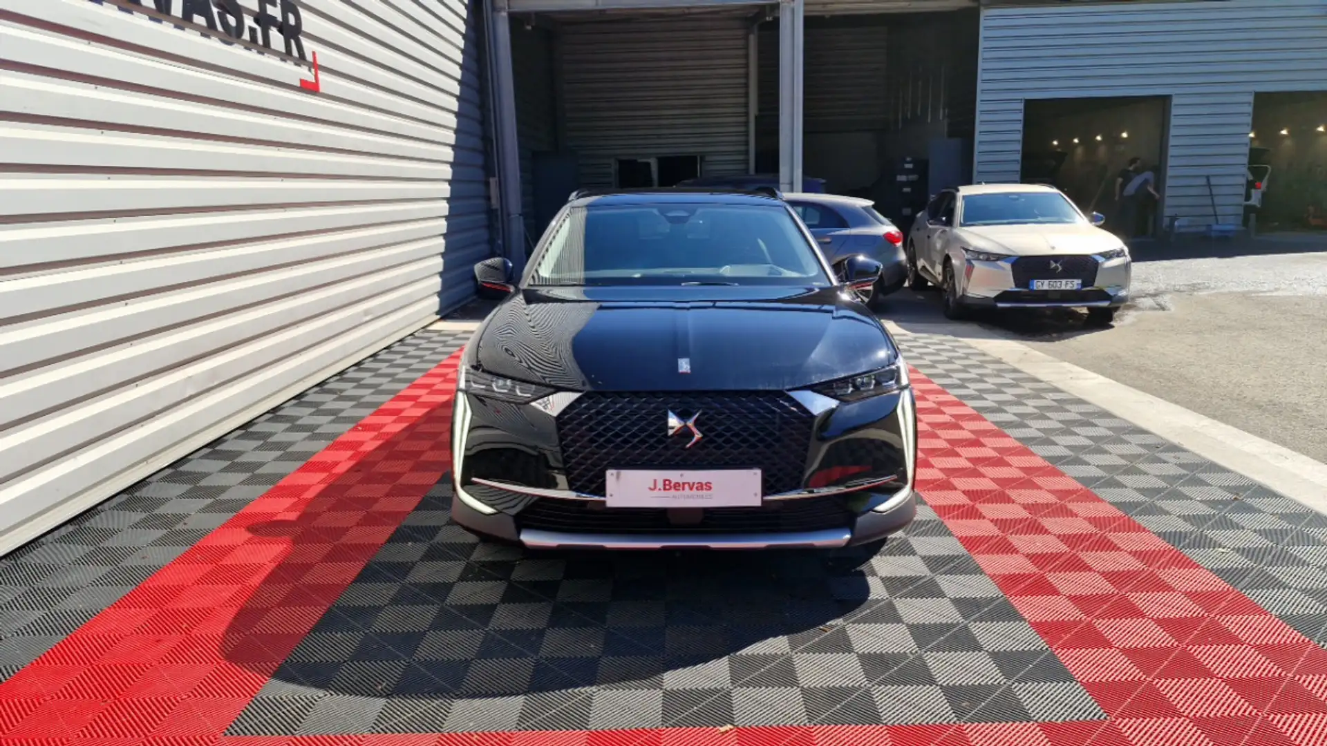 DS Automobiles DS 4 PURETECH 225 EAT8 CROSS RIVOLI Noir - 2