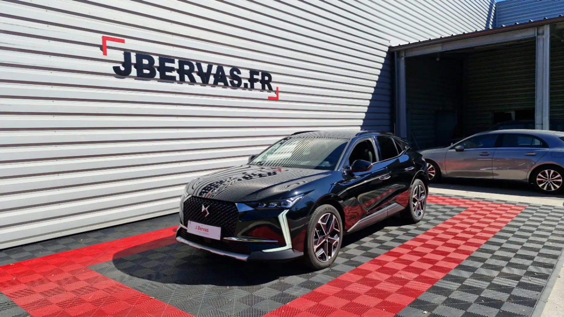DS Automobiles DS 4 PURETECH 225 EAT8 CROSS RIVOLI Noir - 1