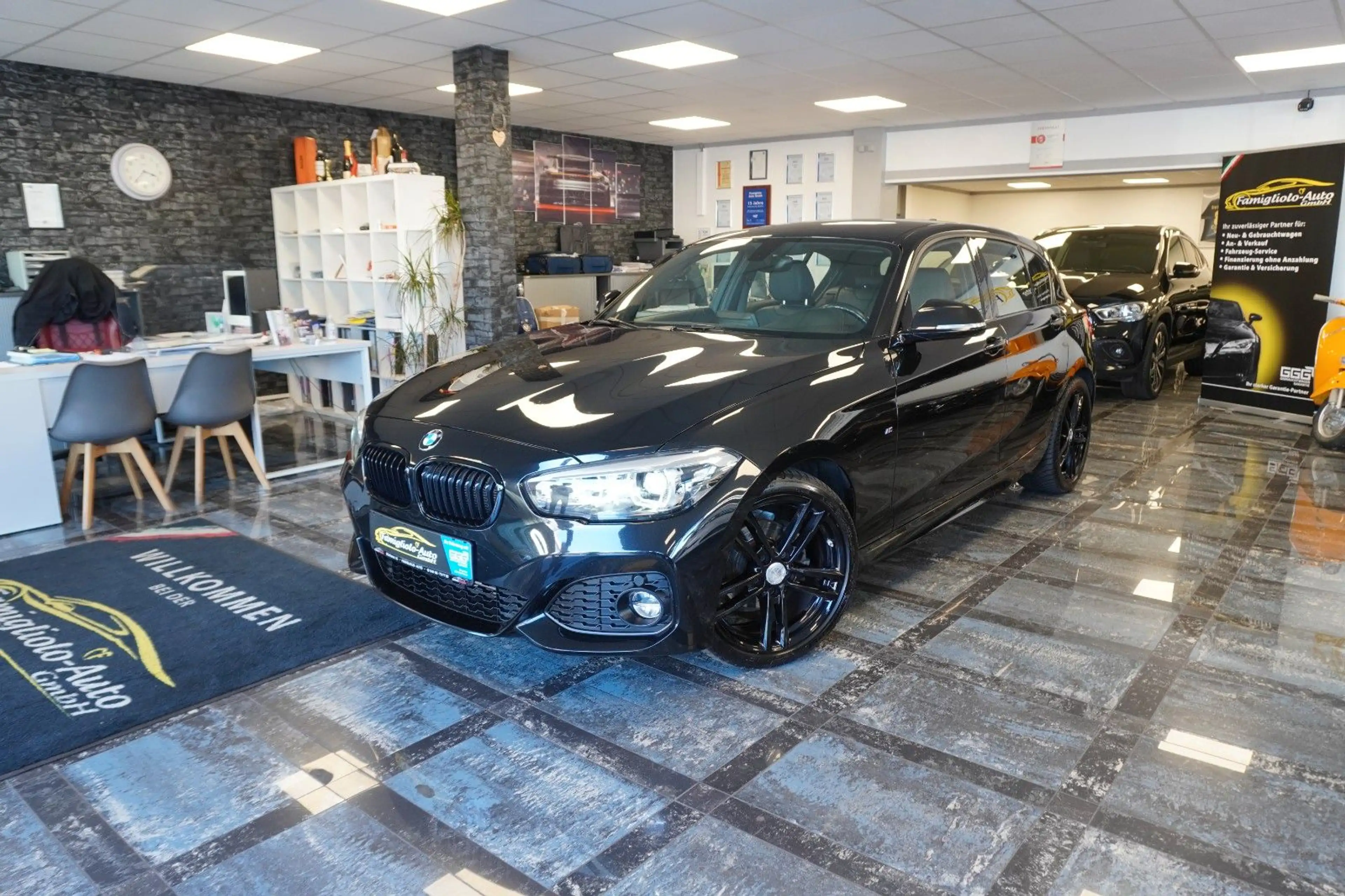 BMW 118 Edition M Sport Shadow/Navi/Klimaanlage/2.Ha — photo 3