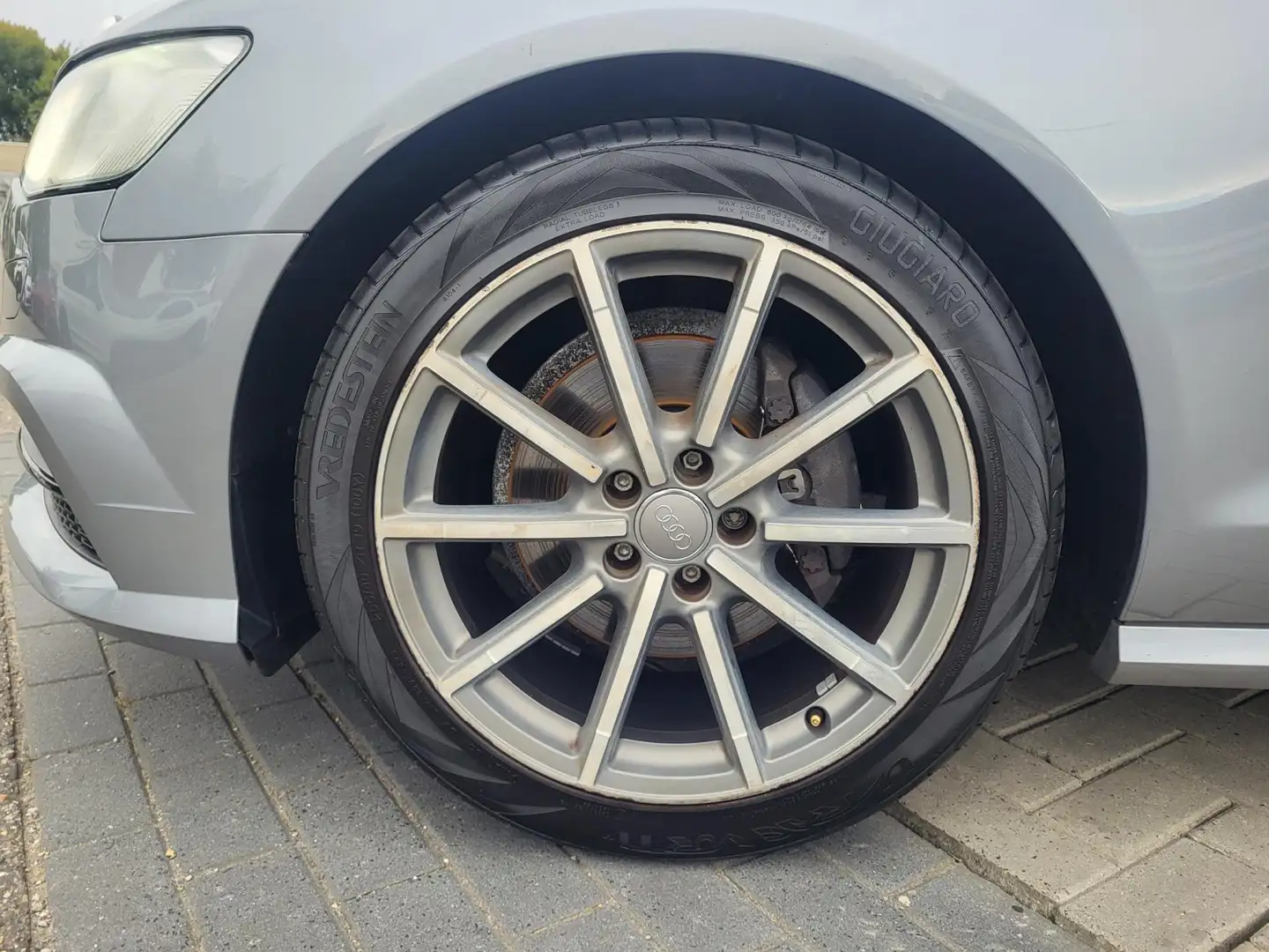 Audi A6 Limousine 1.8 TFSI ultra Premium Edition Gris - 2