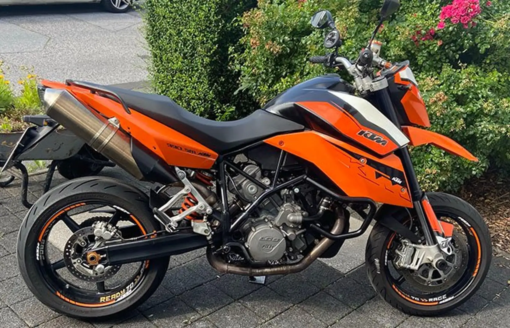 KTM 990 Supermoto Oranje - 2