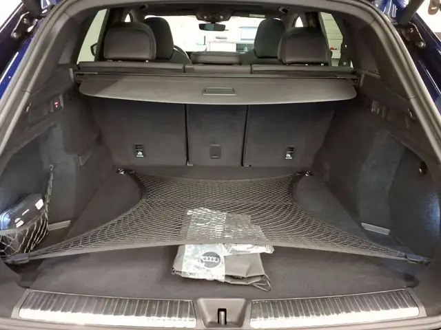 Audi Q5 view 7