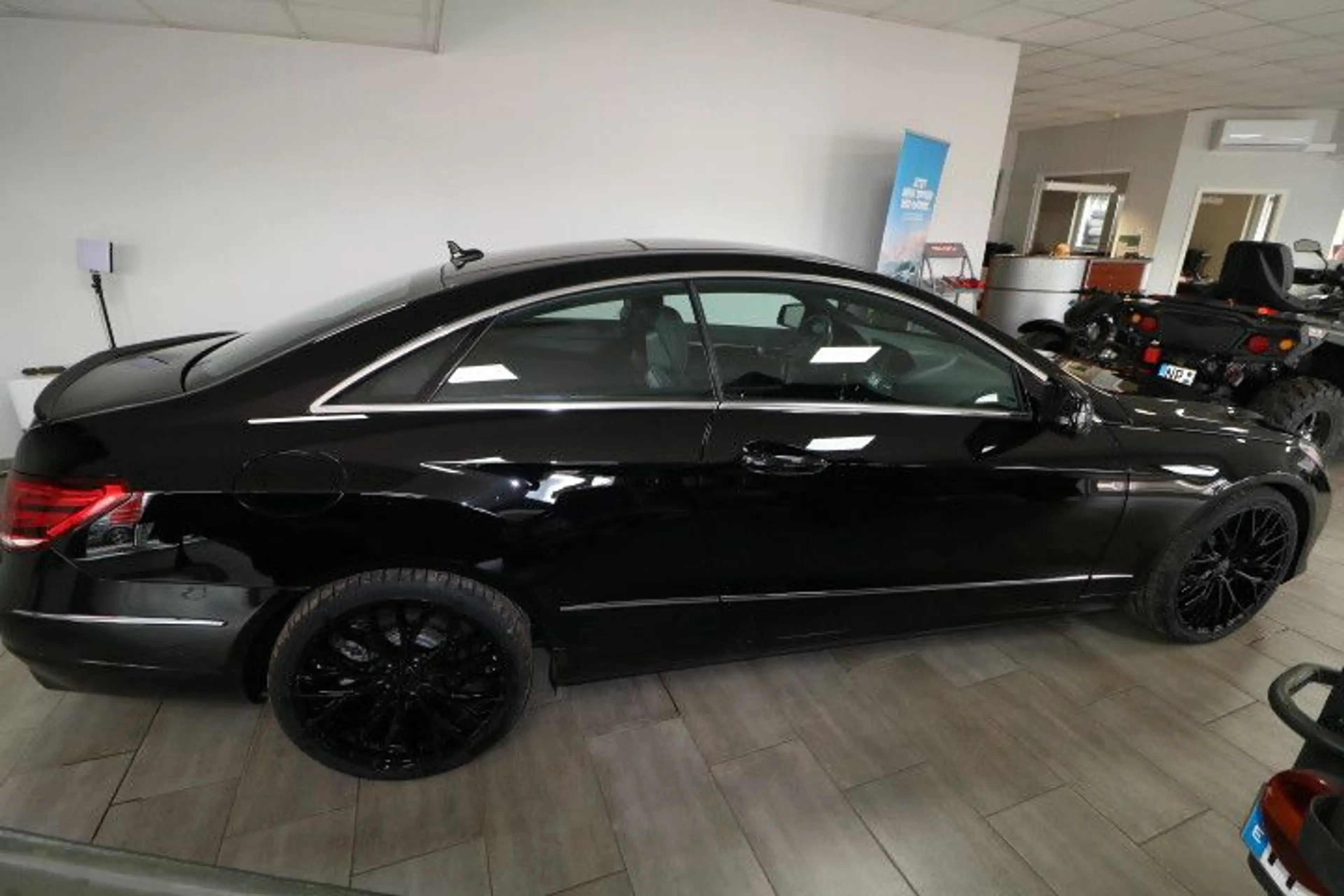 Mercedes-Benz E 400 Coupé 333Ps Rückfahrkamera — photo 2