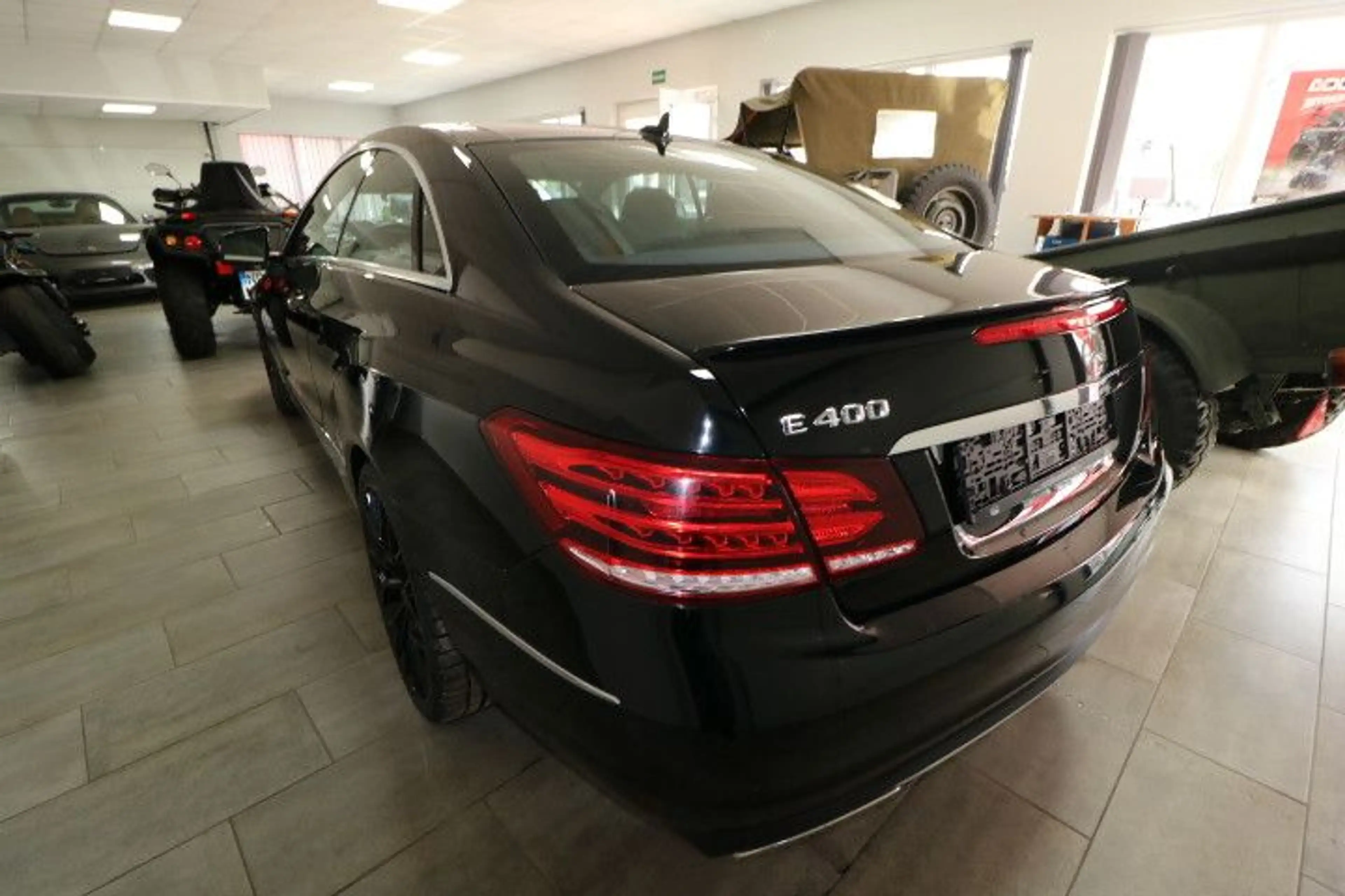 Mercedes-Benz E 400 Coupé 333Ps Rückfahrkamera — photo 5