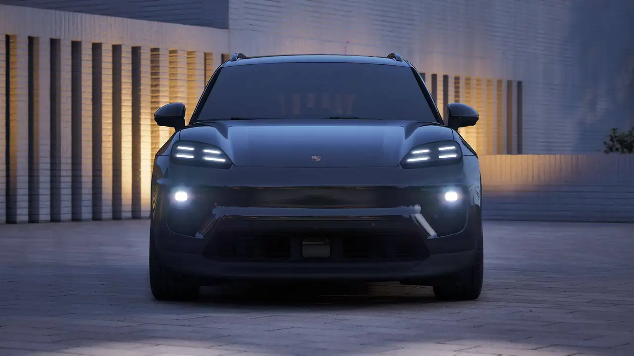 Porsche Macan 4 EV/BOSE/Pano/Sport Chrono/Surround/Innodrive..., миниатюра 16