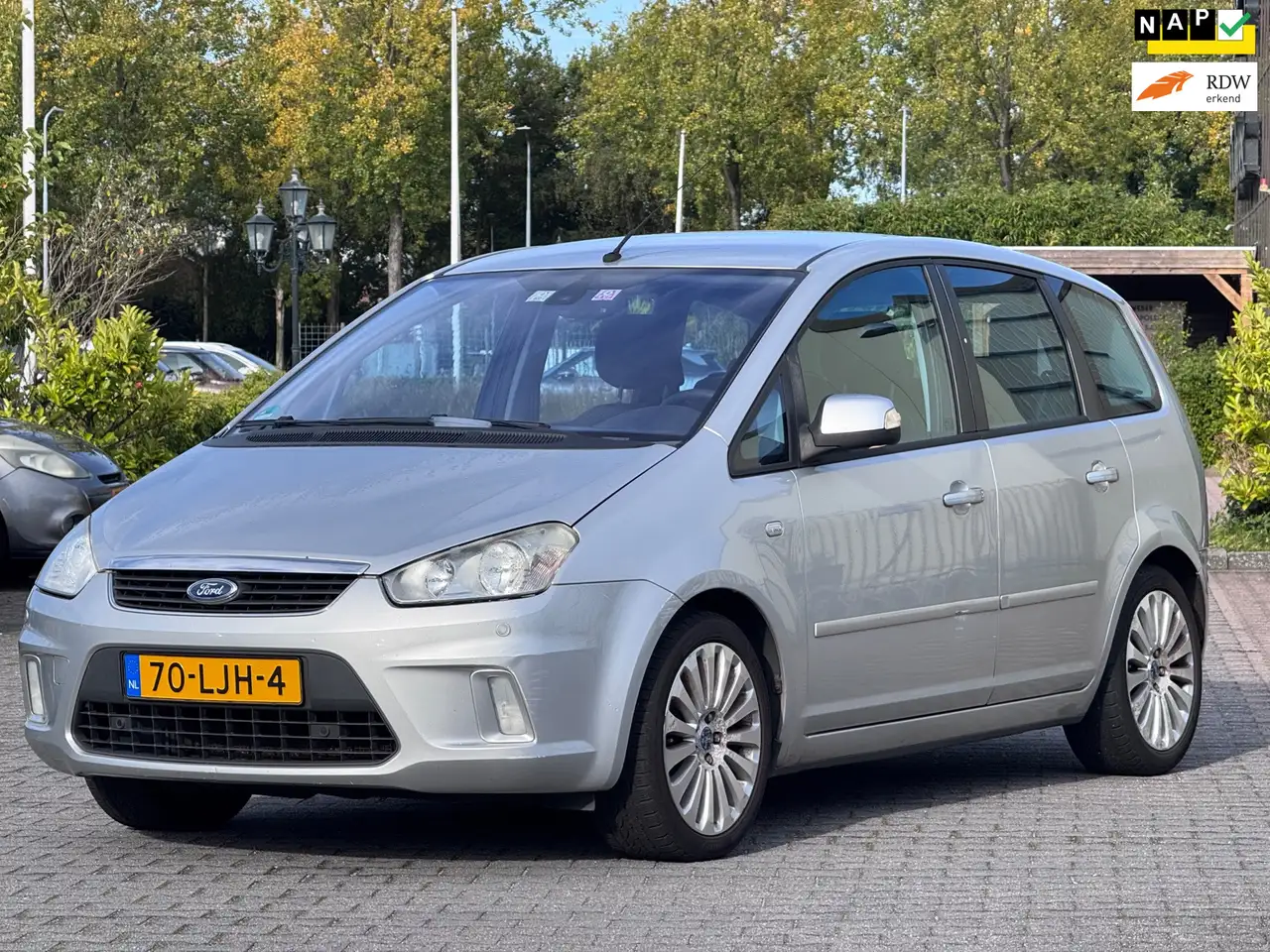 Ford C-Max 1.8-16V Limited | Navigatie | Bluethooth | Airco | — photo 1 of 25
