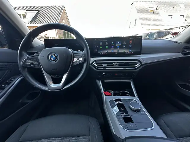 BMW 3 Series view 2