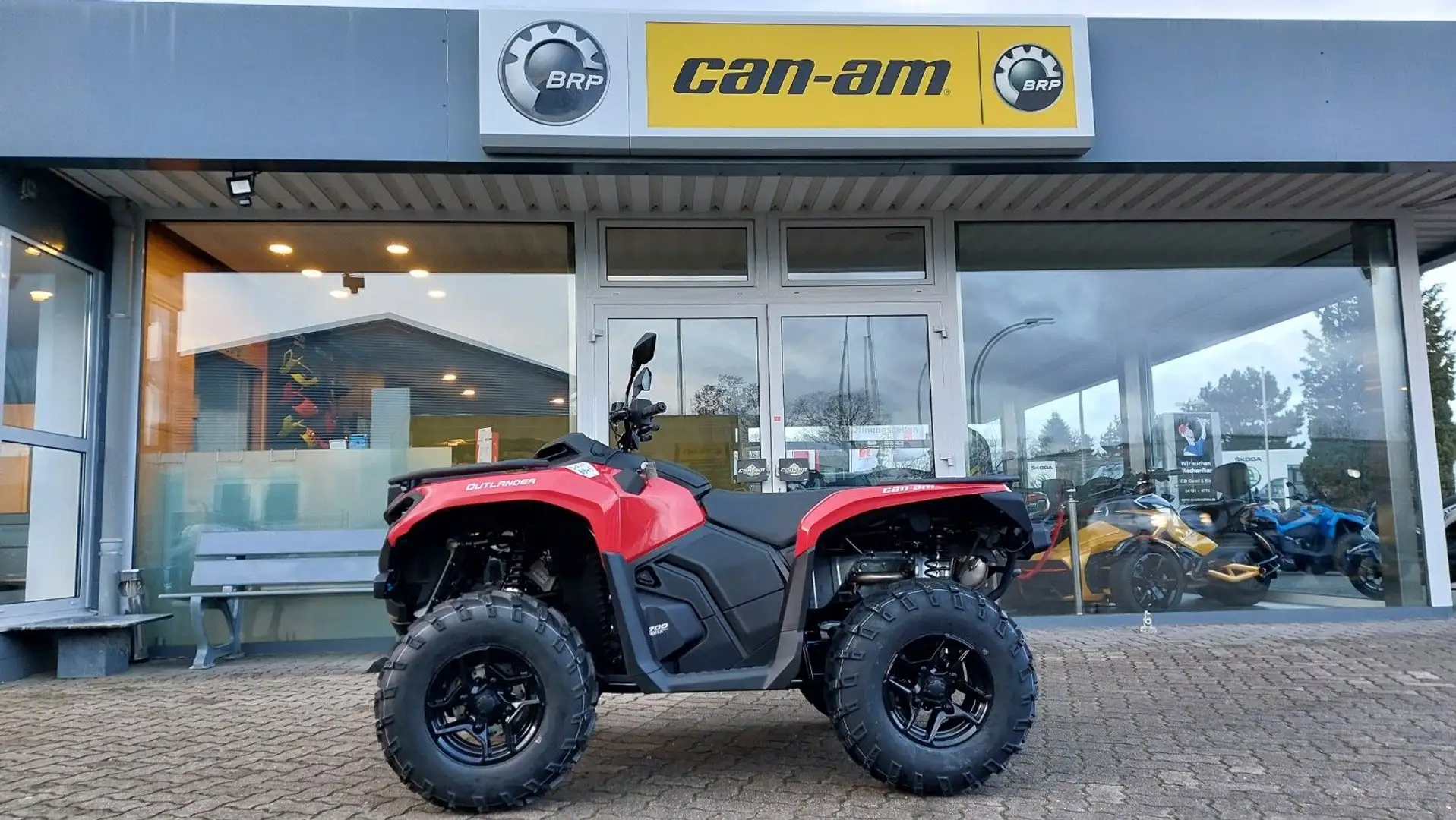 Can Am Outlander 700 DPS T3b ABS G3 auf Lager Rouge - 1