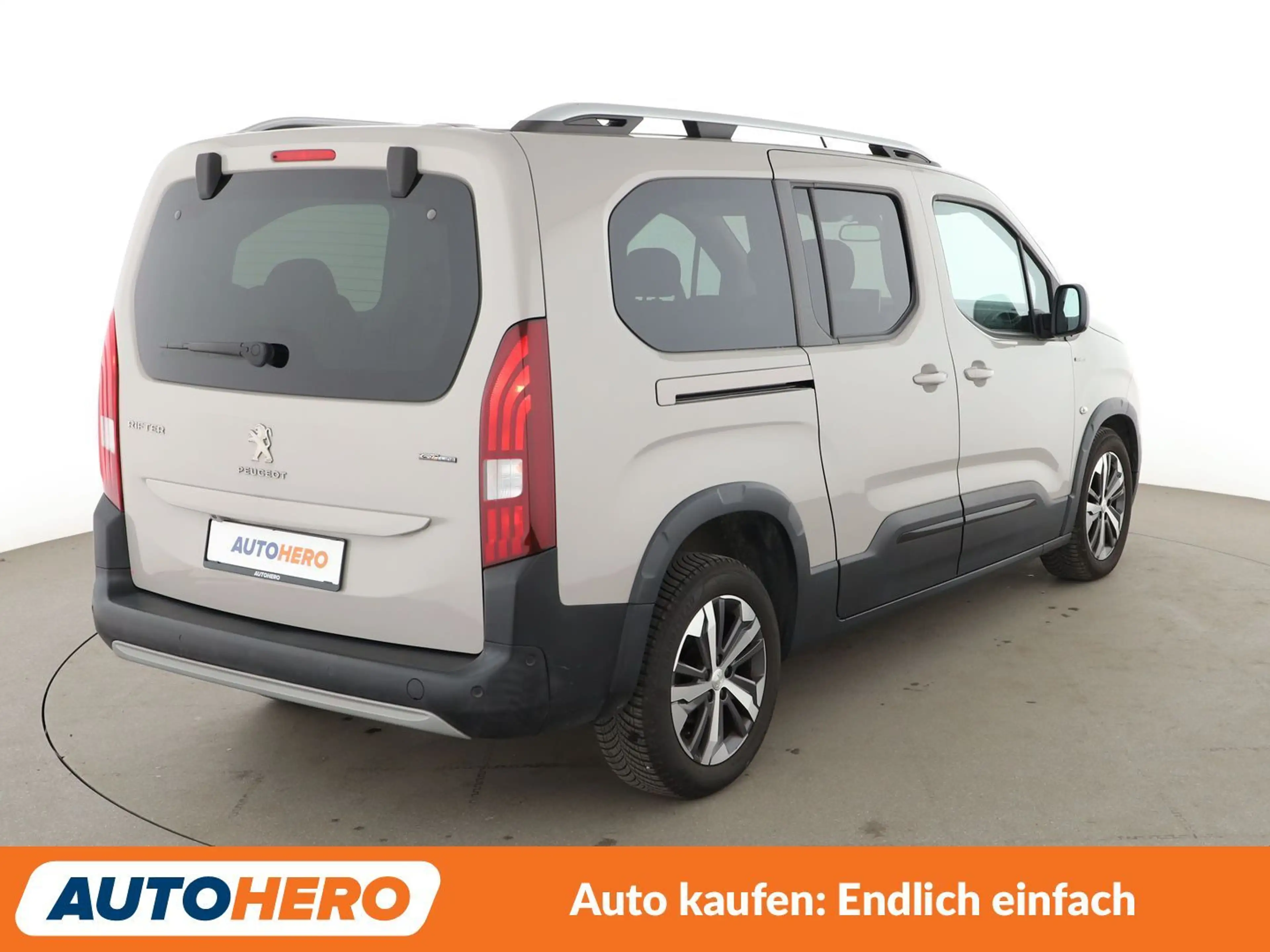 Peugeot Rifter 1.2 PureTech Allure L2*7-SITZER*NAVI*TEMPO*CAM*PDC — photo 6