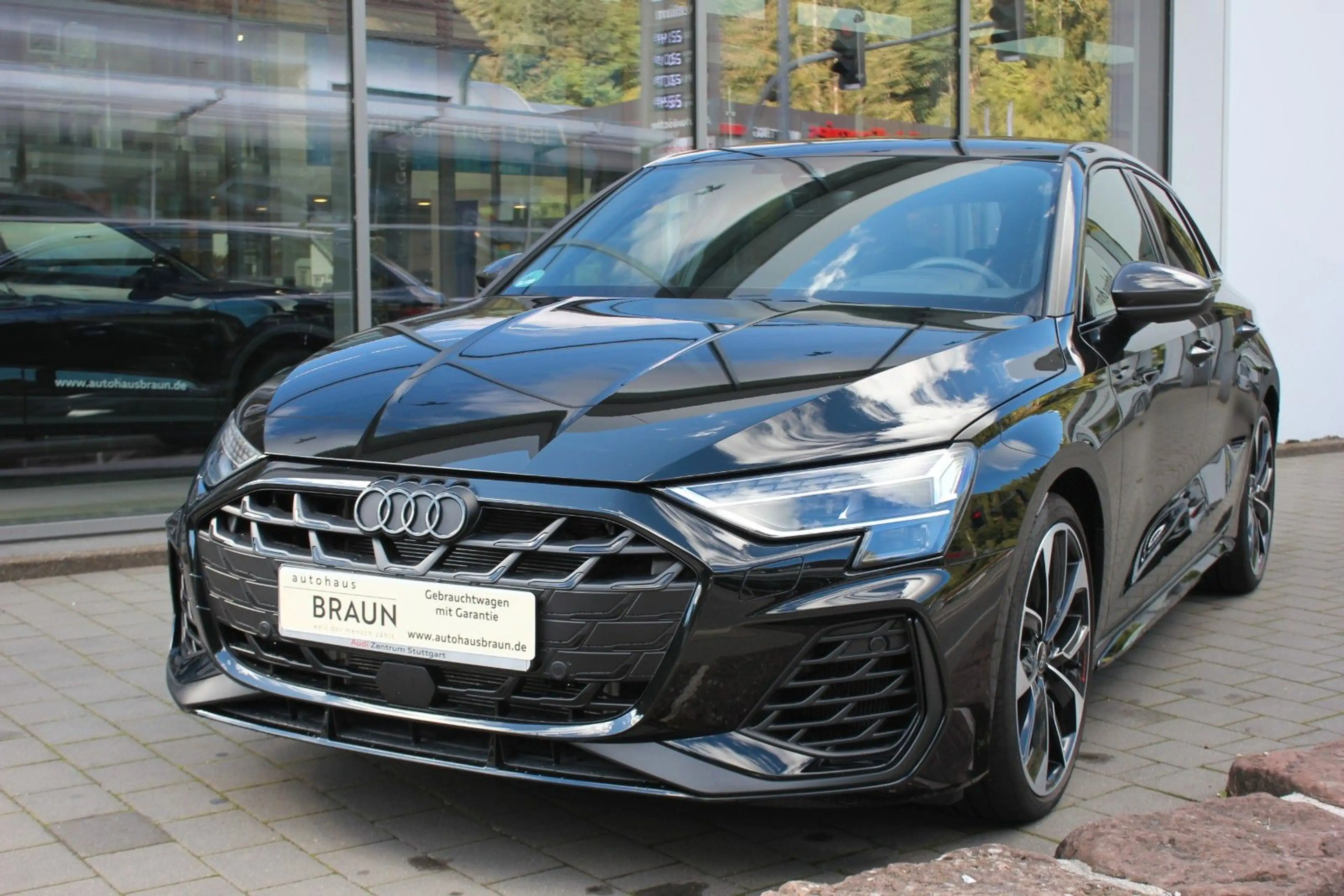 Audi S3 Sportback 2.0 TFSI quattro *Akrapovic, Carbon — photo 2