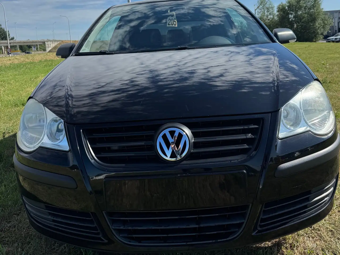 Volkswagen Polo Polo 1.2i Tour / Garantie 12m. Zwart - 2