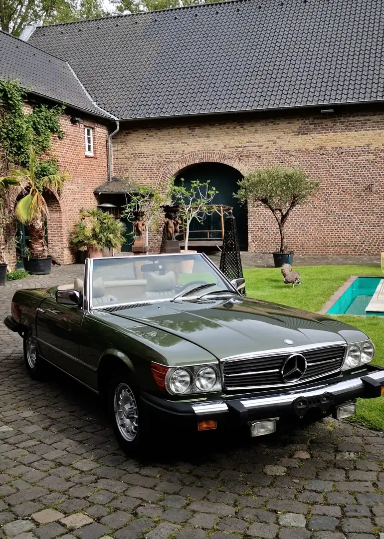 Mercedes-Benz 450 SL Verde - 1
