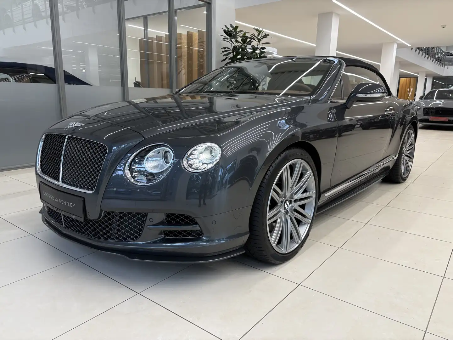 Bentley Continental GTC Speed W12 - 1