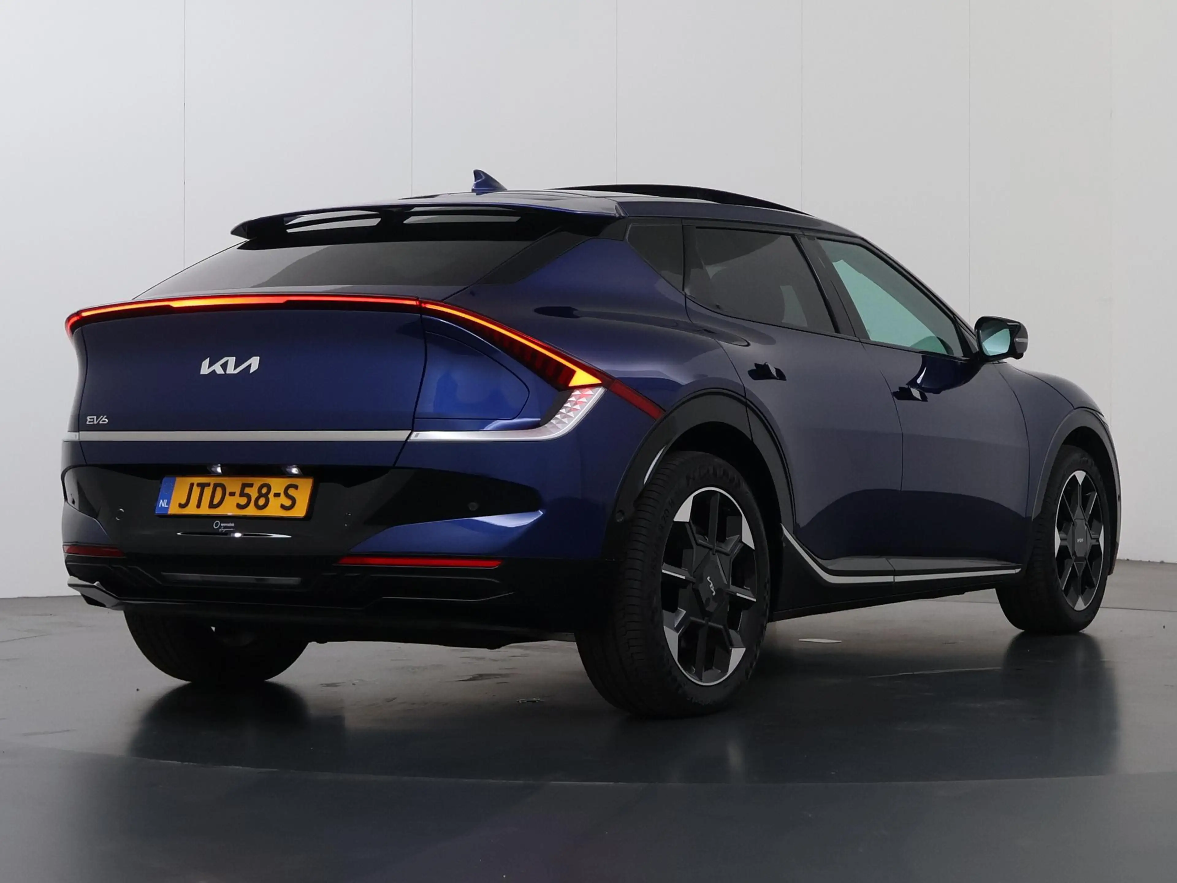 Kia EV6 Plus Advanced 84 kWh | Panoramaschuifdak | Warmtep — photo 2