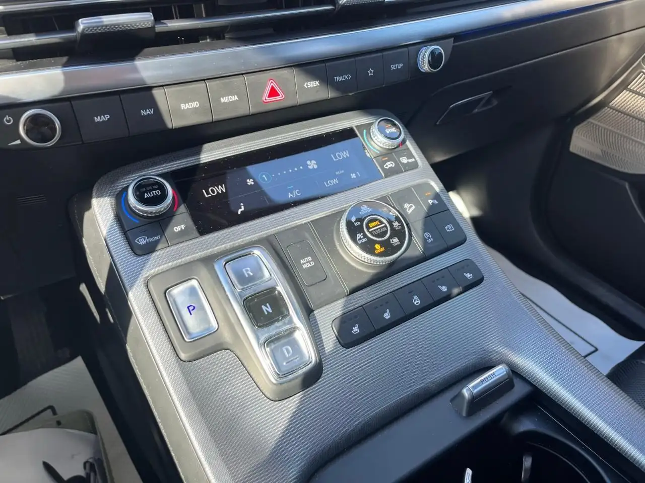 Hyundai PALISADE снимка Hyundai PALISADE