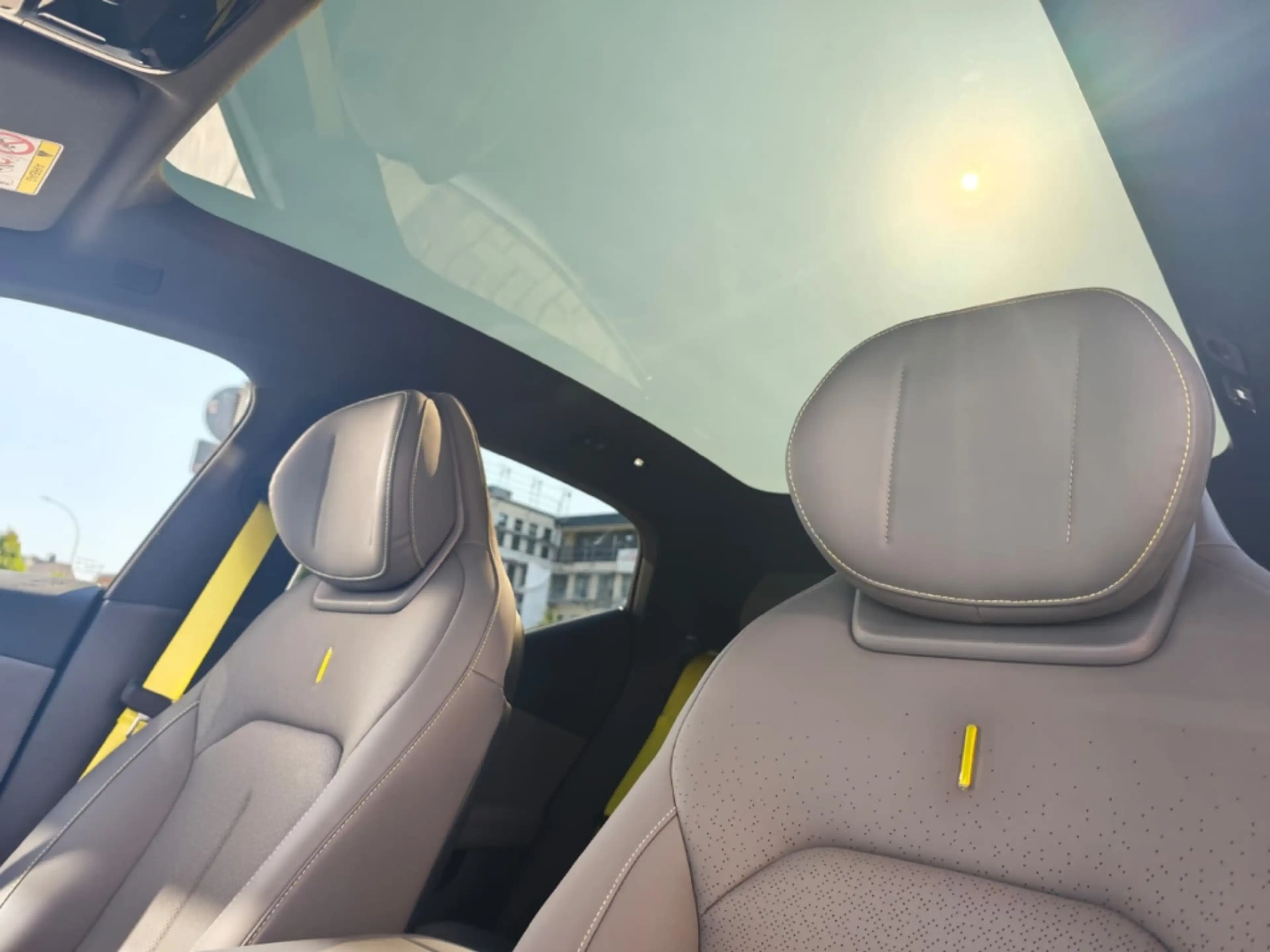 Lynk & Co 02 More Panorama Navi Leder Digitales Cockpit Memory — photo 14