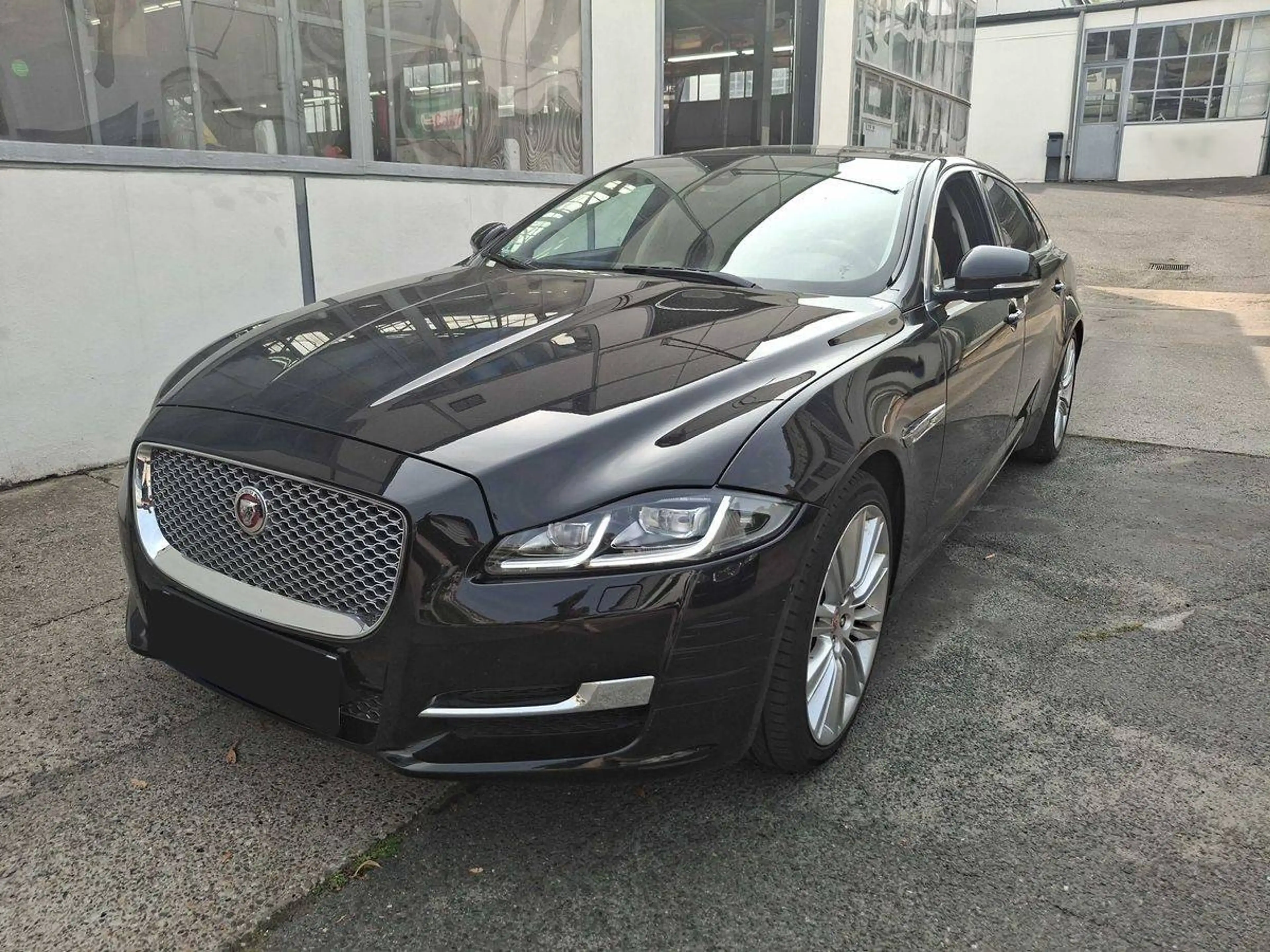 Jaguar XJ 3.0D V6 Premium Luxury Lang *TOP Austattung*