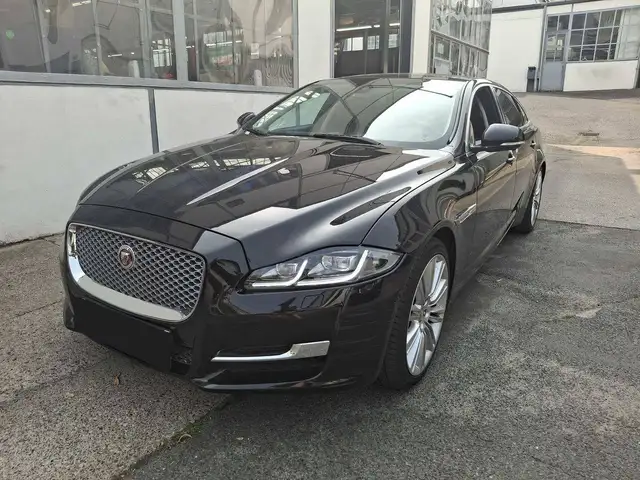 Jaguar XJ 3.0D V6 Premium Luxury Lang *TOP Austattung*