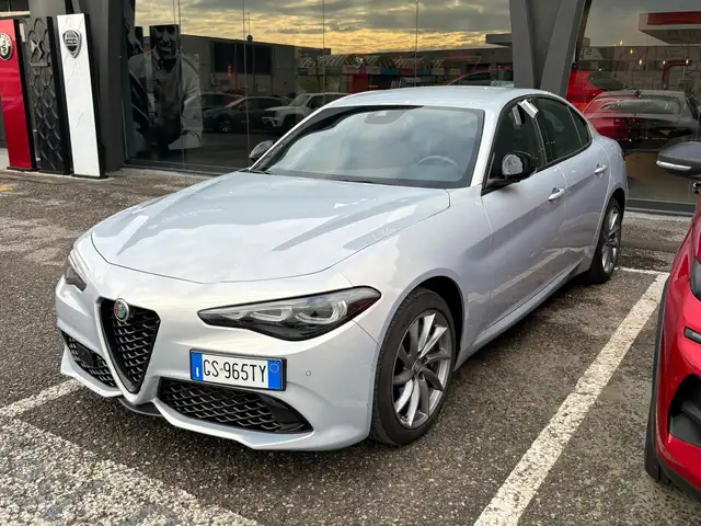 Alfa Romeo Giulia Giulia 2023 2.0 t Sprint Q4 280cv AT PROMO FREEDOM