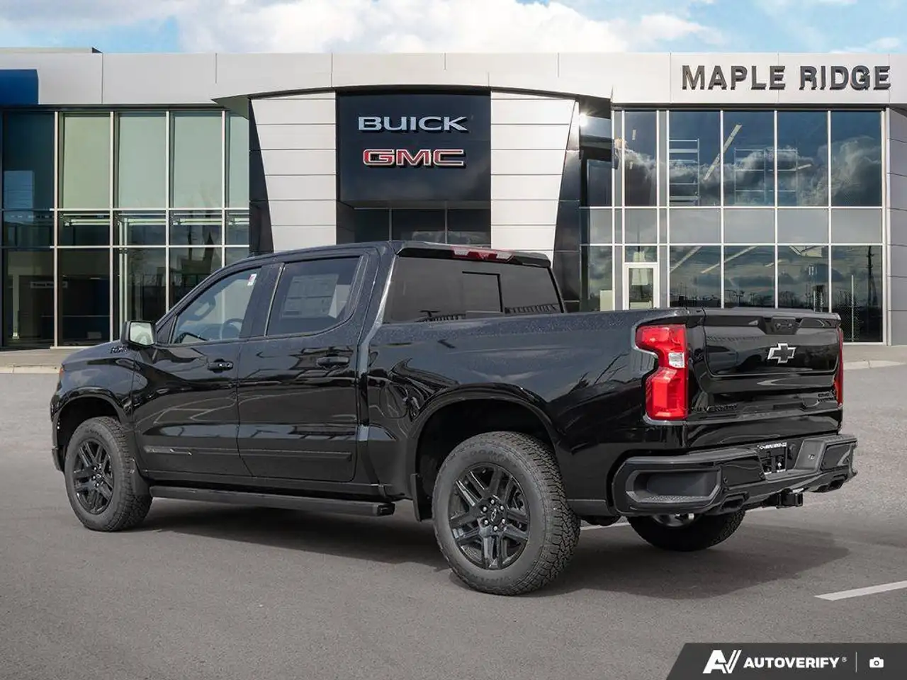 Chevrolet Silverado 1500 снимка Chevrolet Silverado 1500
