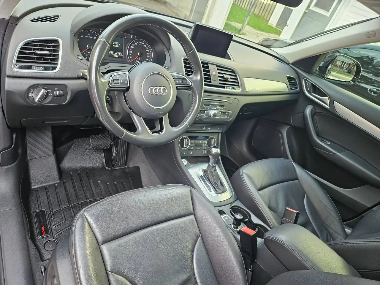 Audi Q3 fotografie Audi Q3