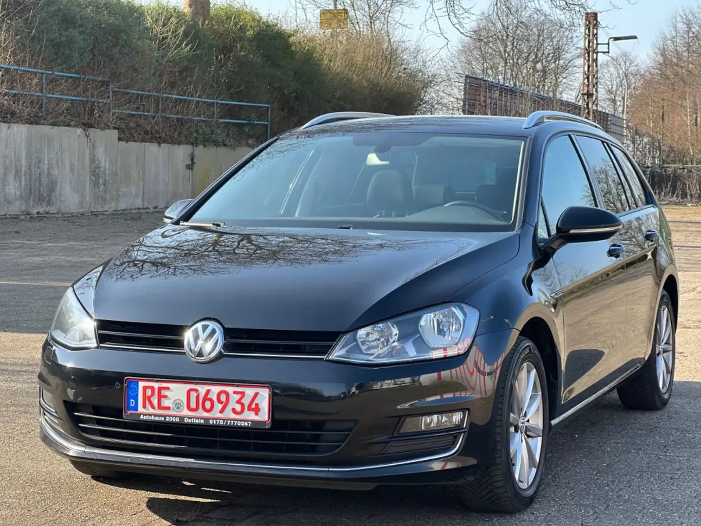 Volkswagen Golf VII Variant Lounge BMT*TEMPOMAT*NAVI*SHZ* Noir - 1