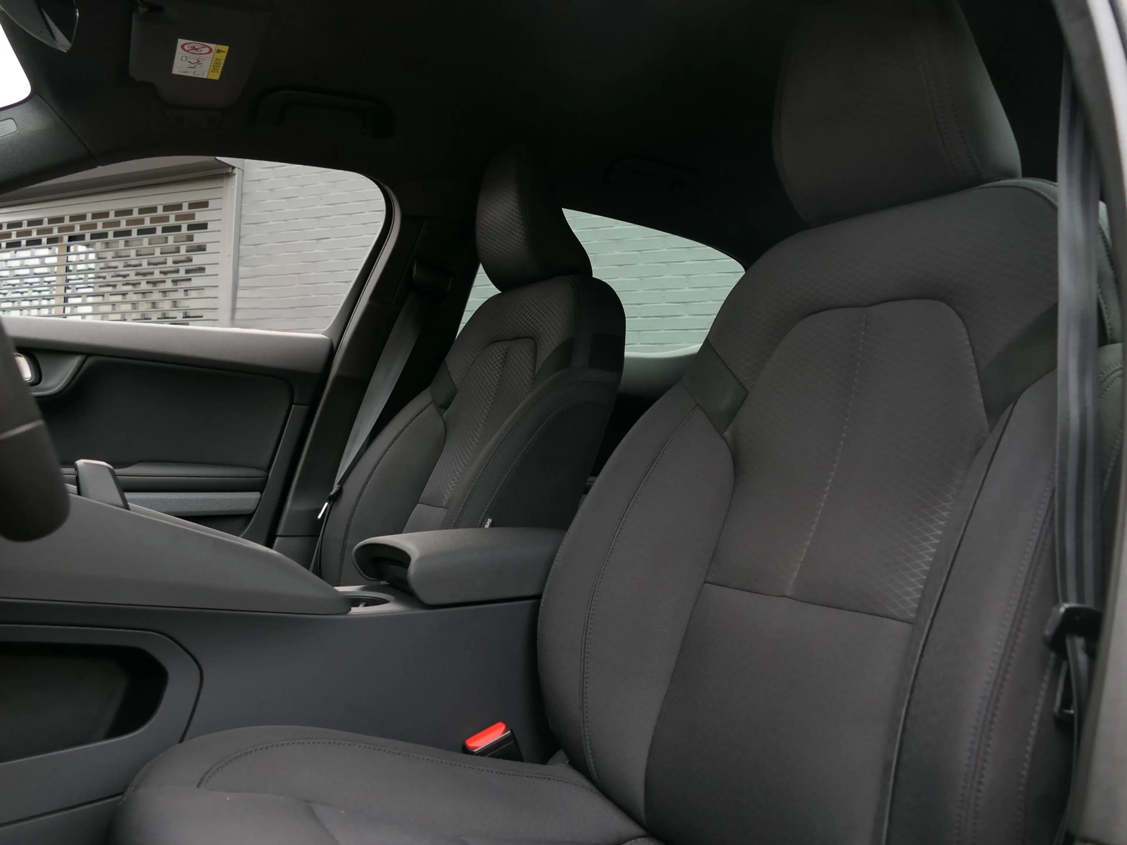 Polestar 2 Standard Range Single Motor 63kWh SoH 92% Keyless — photo 6