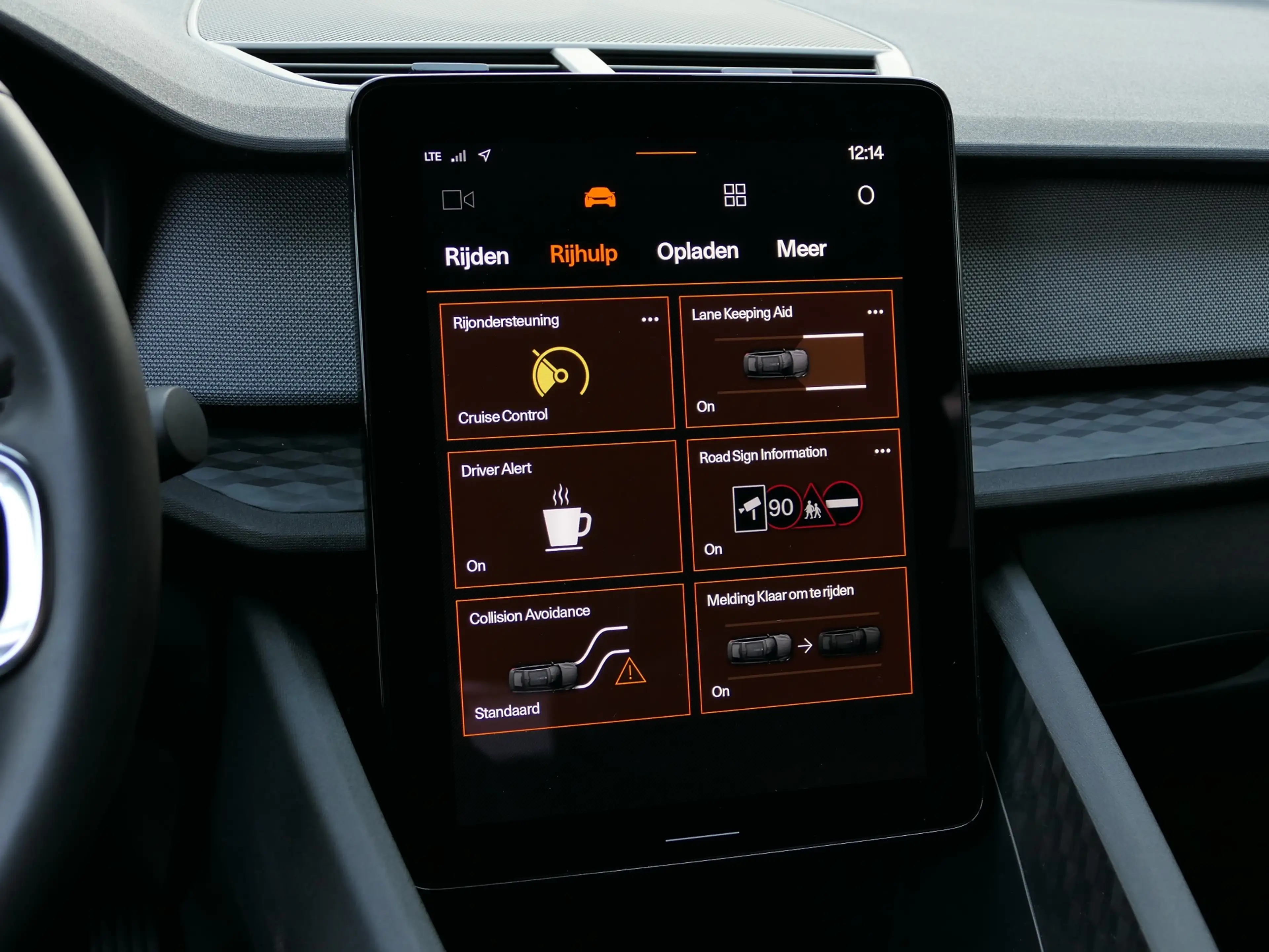 Polestar 2 Standard Range Single Motor 63kWh SoH 92% Keyless — photo 11
