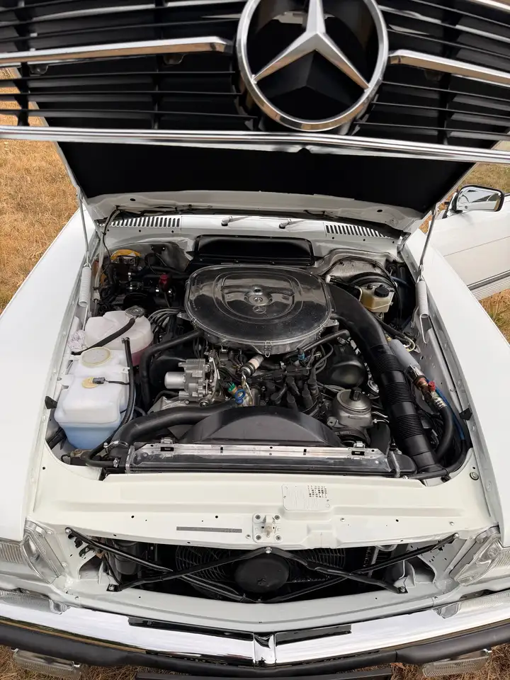 Mercedes-Benz SL 560, foto 9