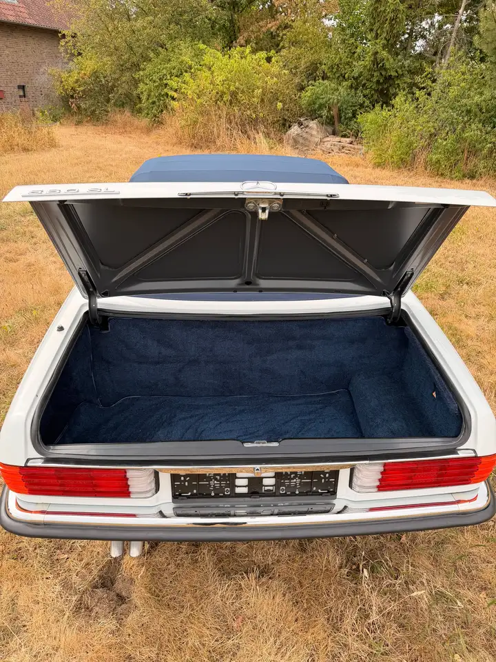 Mercedes-Benz SL 560, foto 8