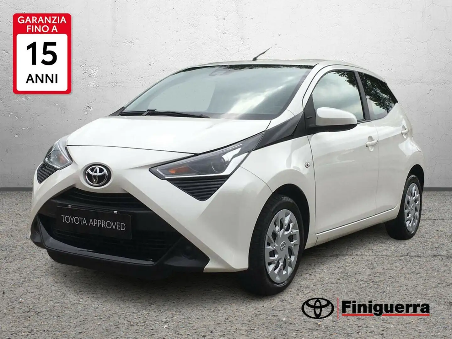 Toyota Aygo Connect 1.0 VVT-i 72 CV 5 porte x-play - 1